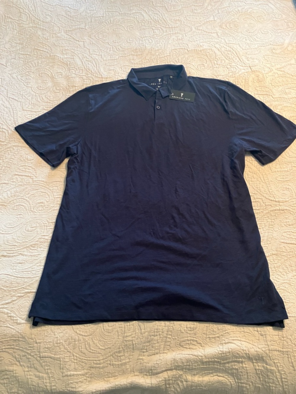 Men's Navy Short-Sleeve Polo Shirt - Classic Collared Style